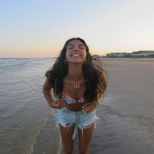 Meet your Posher, Erica